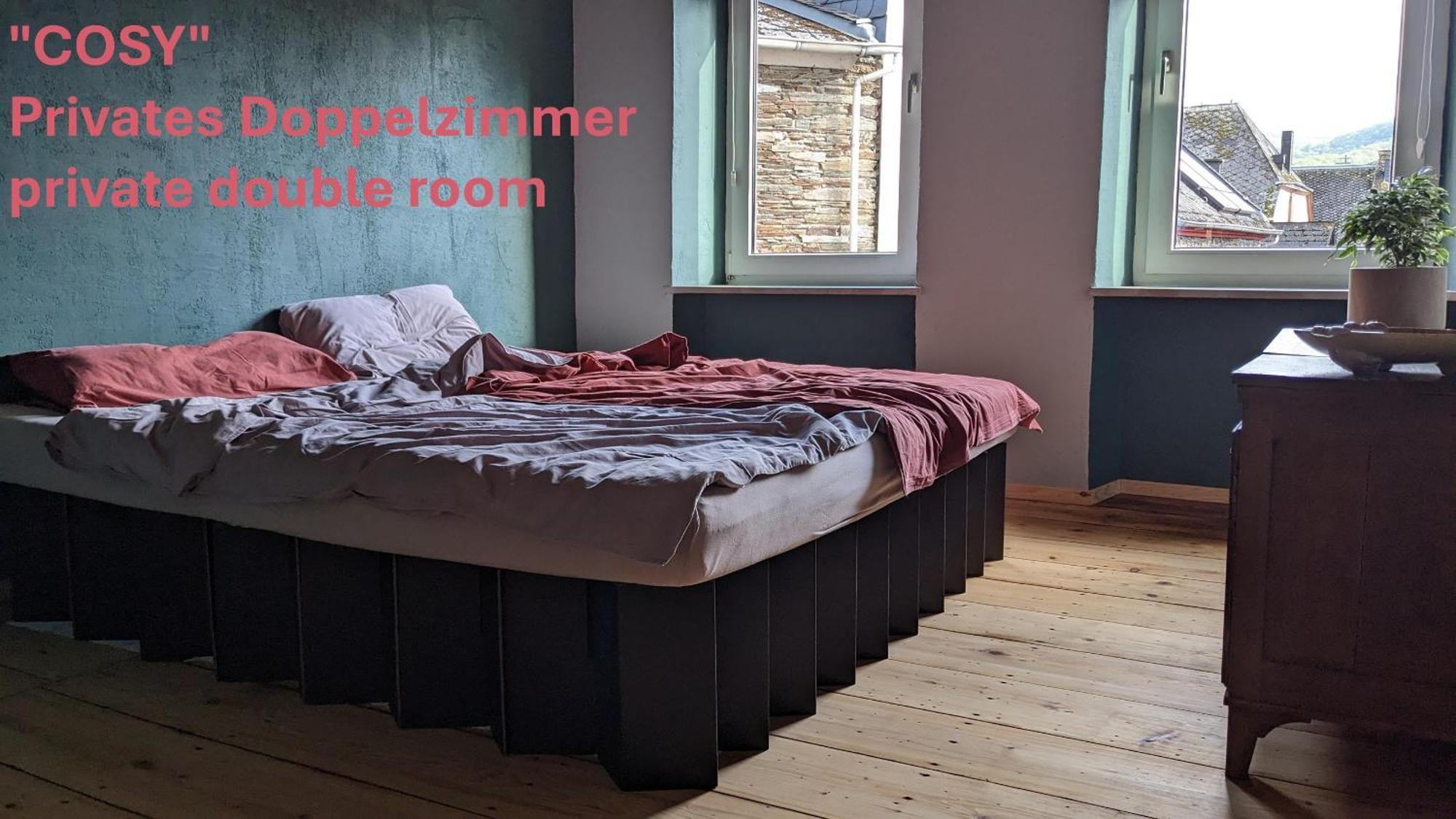 Monkey Factory - Mini Home-Stay Hostel Traben-Trarbach Kültér fotó